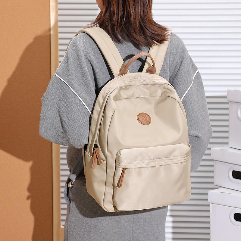 Fashionable Nylon Oxford Cloth Large Capacity Backpack Commuting Backpack Fashionable Simple Computer Bag Casual Travel
