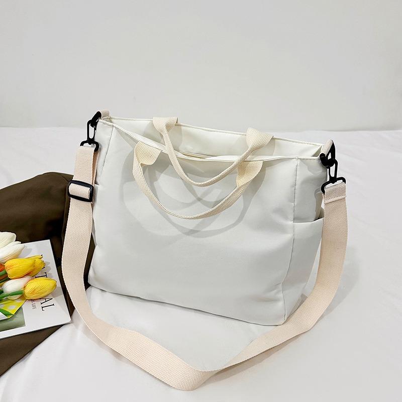 Large Capacity Messenger Bag Women's New Casual Handbag Commuter Tote Bag Simple Bucket Shoulder Bag