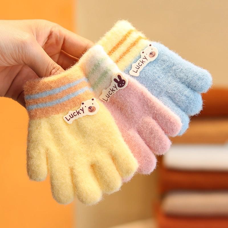 Knitted Winter Gloves for Kids: Cute and Warm Five-Finger Design for Boys and Girls