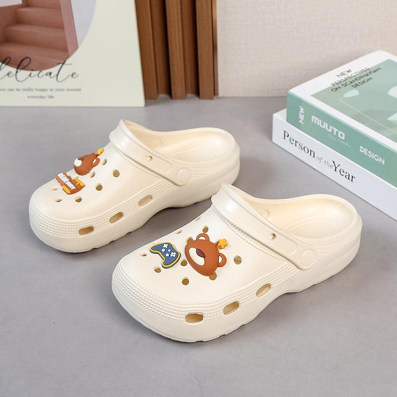 New Cute Bear Couple  Step On Shit Feeling At Home Wear Fashion Casual Garden Shoes Cool Slippers