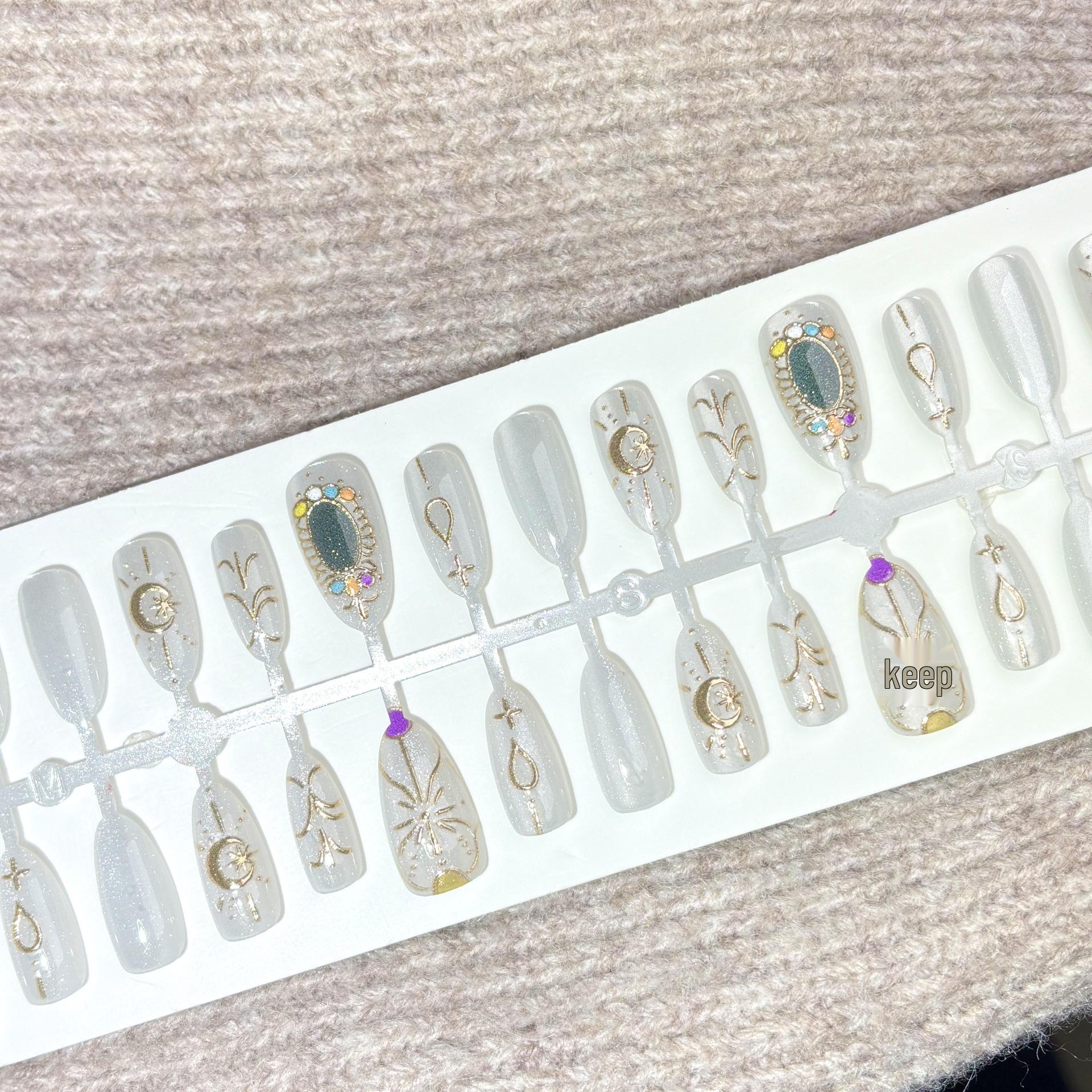 

2025 Весна/Лето Ретро Барокко Серебристо-Белые Звезда и Луна Кошачий Глаз Наклейки для Нейл-Арта