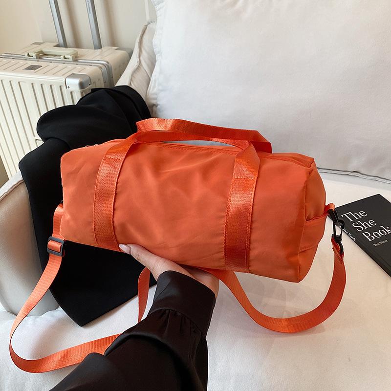 Casual Quilted Nylon Pillow Bag for Women Minimalist Handbag Fashion Shoulder Bag