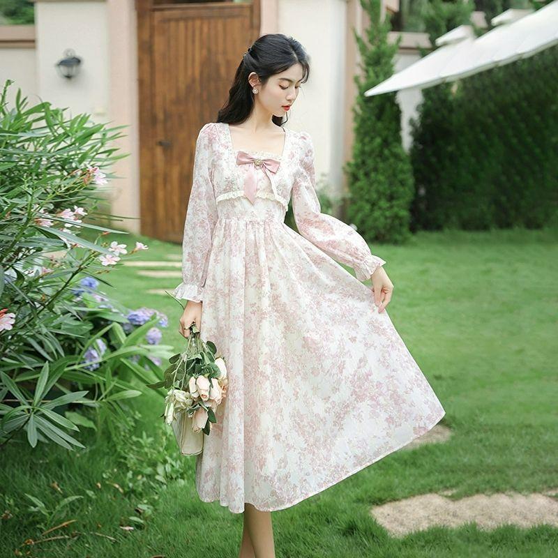 Sweet floral long-sleeved dress women's autumn high-end temperament long dress waist gentle wind skirt