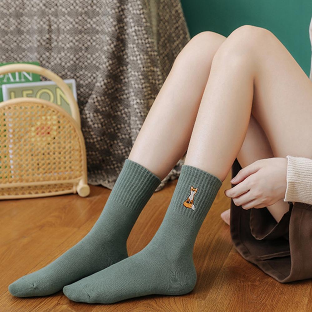 Nové roztomilé vyšívané kreslené zvířecí ponožky Vtipní mazlíčci Vzor malé lišky Bavlněné umělecké ponožky Dropship