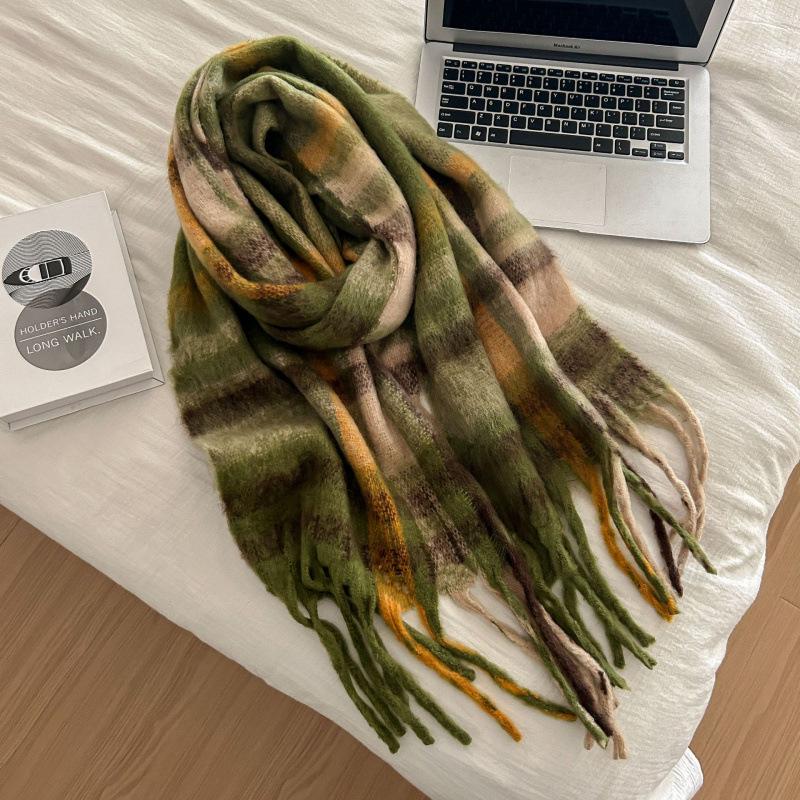 High-End Plaid Shawl for Women - 2025 Autumn/Winter Korean Style Thickened Imitation Cashmere Scarf