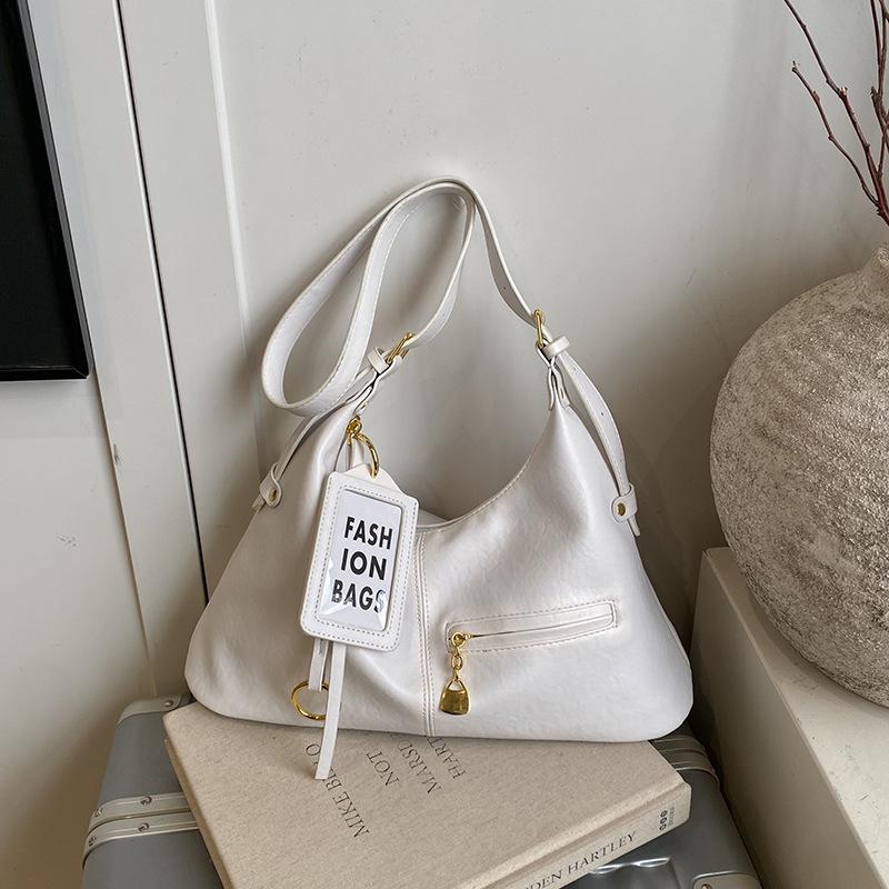 Tote Bag with A Single Shoulder Strap, Featuring A Retro Trend and An Underarm Sling, A High-end and Fashionable Bag.