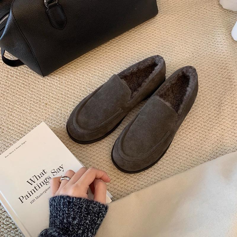 

New retro round head velvet warm flat bottom women s leather lazy one pedal fluffy shoes single shoes 40