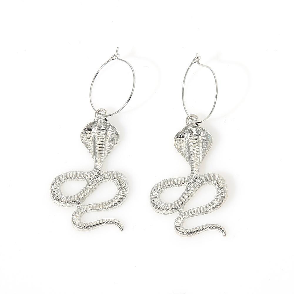 Personality Twisted Geometric Hip-Hop Earrings Female, Exaggerated Snake-Shaped Fashion Relief Long Stud Earrings