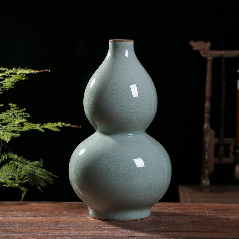 Jingdezhen ceramic handicraft vases, Chinese antique cracked glaze porcelain, living room, home decoration, home decoration