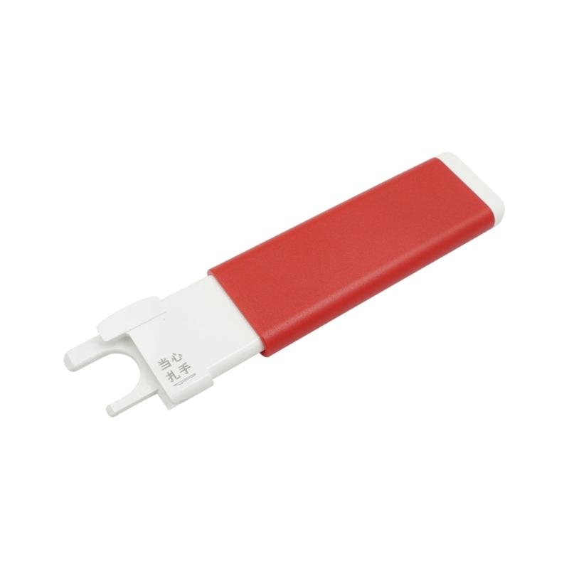 Professional Sewing Needle Threading Device Nonslip Handle Small Form Works Home Industrial Equipment Plastic Texture