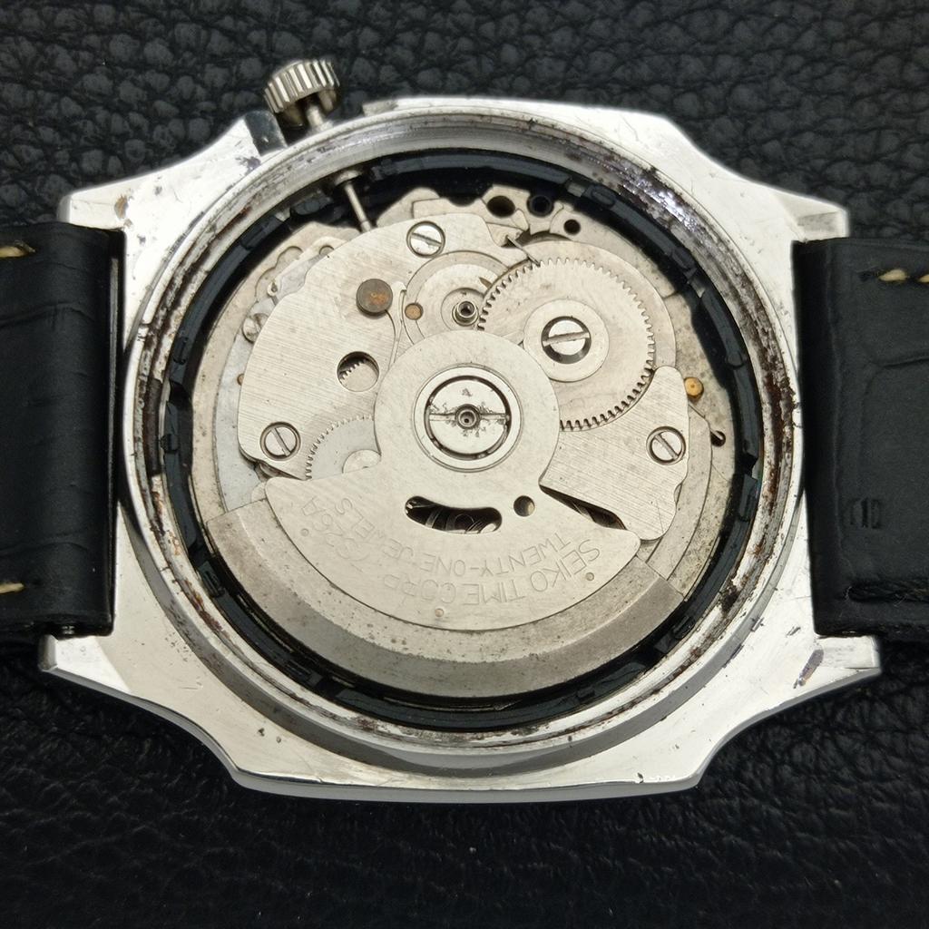 Seiko 5 AUTOMATIC VINTAGE 7S26A JAPAN MENS ARABIC RED COLOR DIAL WATCH A702458-5 R124-a702458