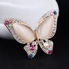 Colored Diamond Cat's Eye Butterfly Brooch Realistic Simple Stone Design Women's Fashion Temperament Versatile Daily Corsage Pin Jewelry