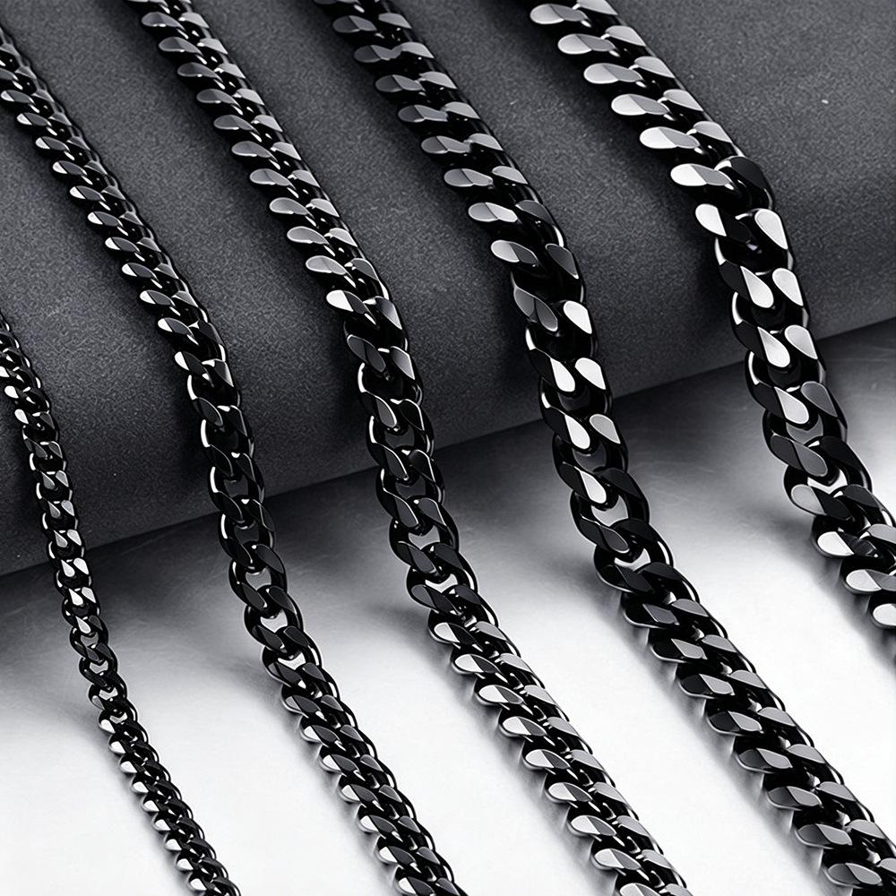 Trendy Korean-Style Hip-Hop Clavicle Chain: Unisex Necklace for Couples and Students