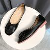Single Shoes Flat 2024 Spring New Korean Version Versatile Casual Doudou Shoes Square Head Shallow Mouth Internet Celebrity One Pedal Women's Shoes