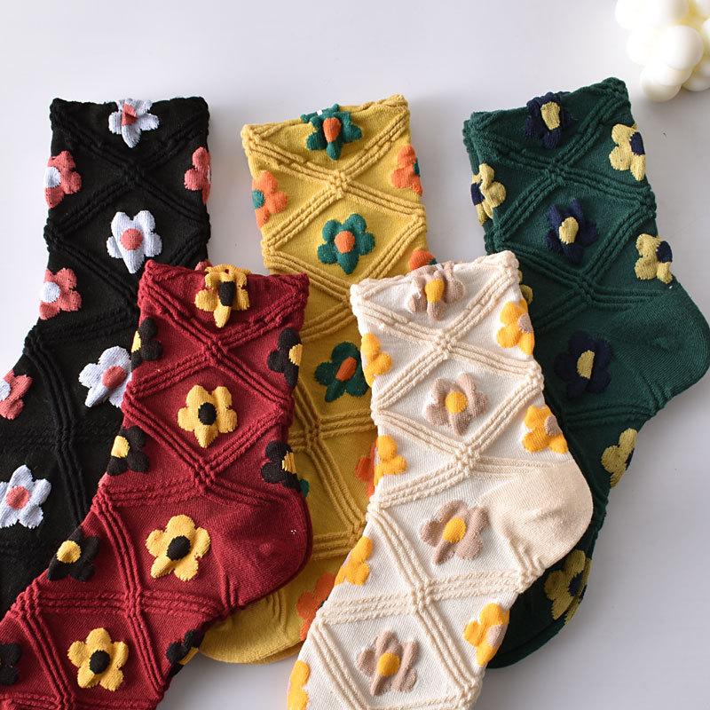 5 Paare/ Los Traumähnliche Damen Socken Harajuku Retro Stickerei Frühling 3D Strickerei Blumen Geprägter Druck Lolita Weihnachtsgeschenk