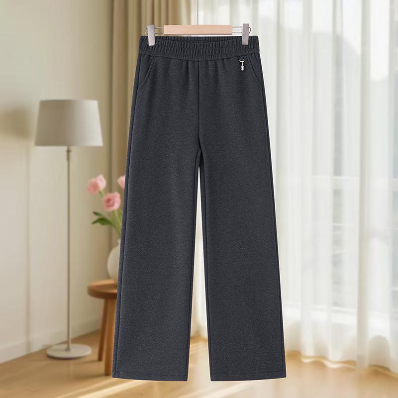 

Stylish Plus Size Wide Leg Woolen Pants for Middle-aged and Elderly Women - Thickened, Velvet-Lined Winter Wear 2XL (suggested weight 110-125 jin)