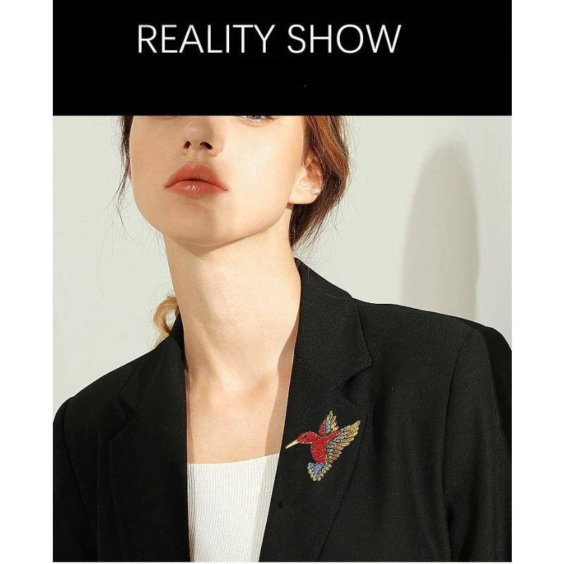 European and American high-end, rhinestone hummingbird brooch, animal chest flower, clothing bird brooch