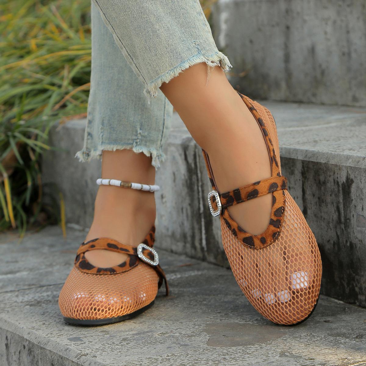 

Импортные туфли большого размера со стразами, с полой пряжкой, балетки с плоским дном, модные, одинарные, для Европы и Америки, весна-осень-лето, с круглой головкой 43 цветной печати леопарда