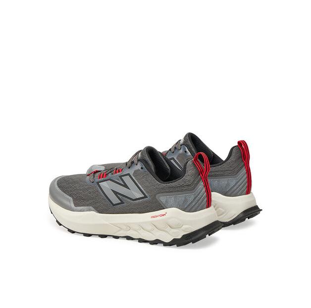 Беговые кроссовки New Balance Garoe