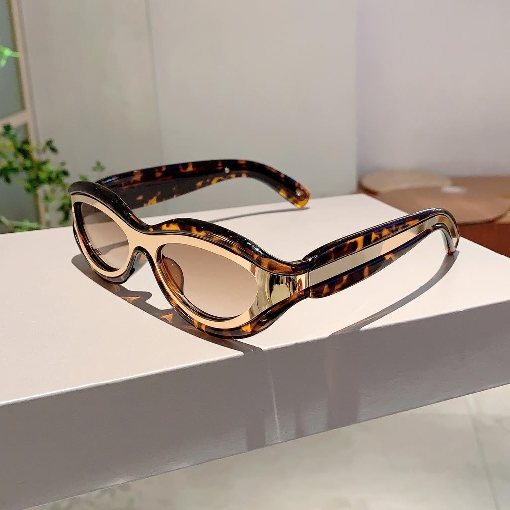 Vintage Oval Sun Glasses  Men Fashion Gradient Shades Trendy Stylish Brand Designer Women Mirror Outdoor Sunglasses