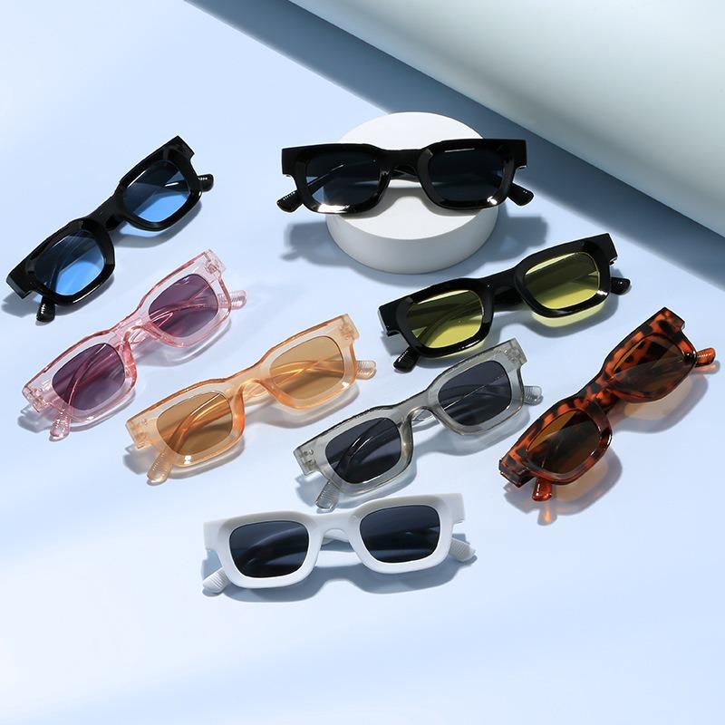 European and American trends, Kendou, the same thick-edged sunglasses, men's and women's small square fashion hip-hop dance sunglasses