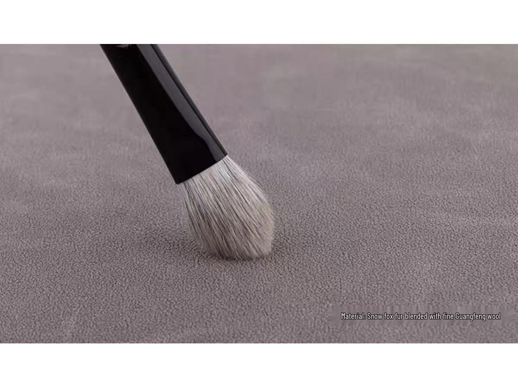 Bamboo Fendou Large Peach Heart Makeup Brush Set with Soft Bristles - Includes Eyeshadow, Base, Highlighter, and Blush Brushes