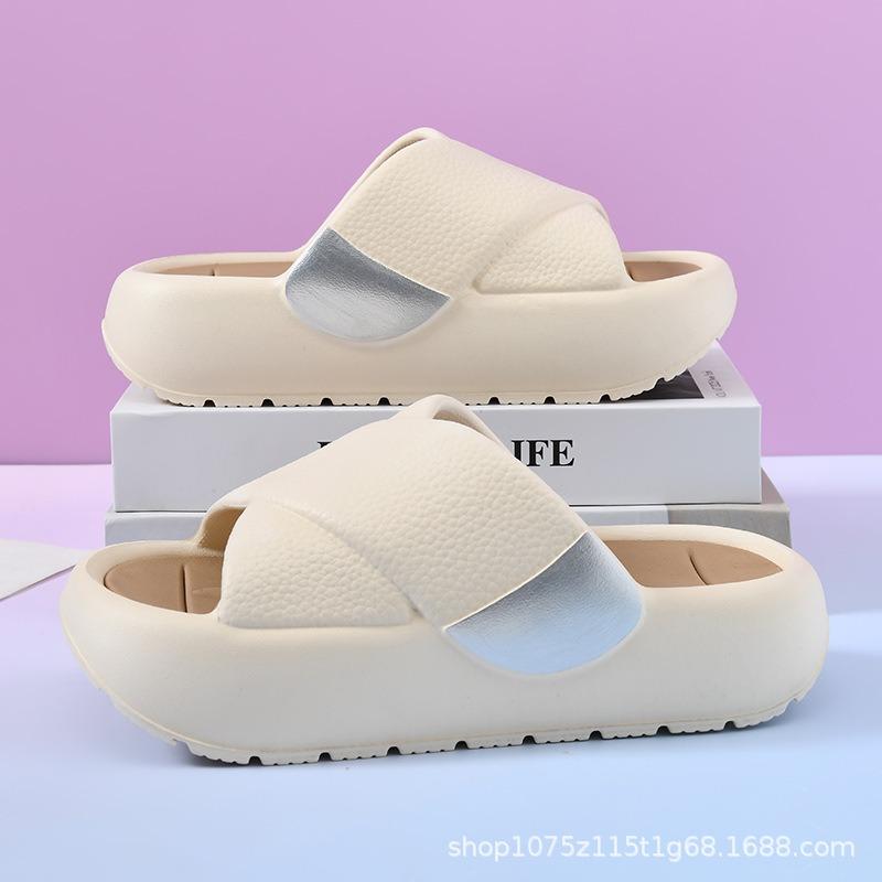 Slippers women's new fashionable thick bottom heightening outer wear sandals comfortable muffin bottom non-slip one-word indoor home mops