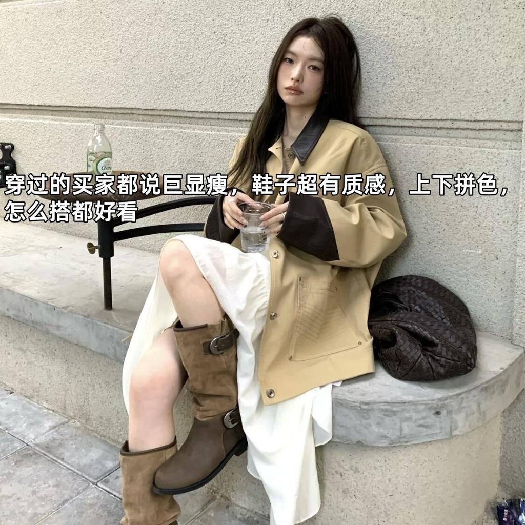 Dong Jie hat die gleichen farblich passenden plissierten Stiefel zum Stapeln, Damenlangschaft-Maillard-Overkneestiefel, großer Schaftumfang, Western-Cowboy-Reiterstiefel