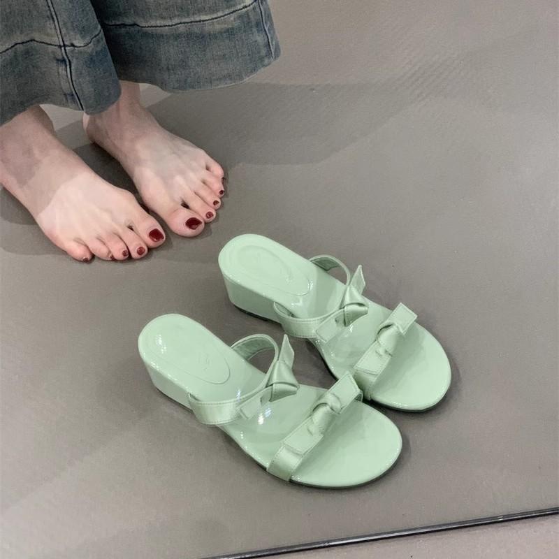 Slope heel gentle evening breeze flip-flops summer 2025 French temperament elegant bow purple with skirt sandals