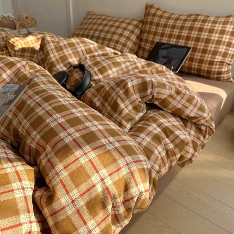 INS Girls Retro Bedding Sets 2025 New British Style Bed Sheet Set Women Plaid Queen Size Duvet Cover Sets With Pillowcases