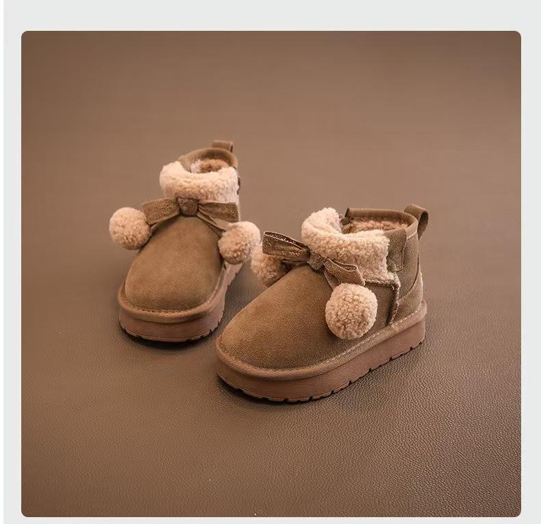 Girls snow boots winter 2025 new children's snow shoes bread shoes piled thickened cotton shoes warm short boots