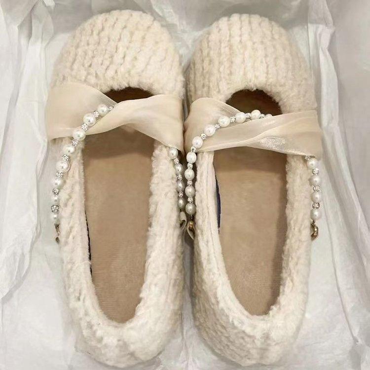 Flat-soled Fluffy Shoes, New Autumn and Winter Outer Wear Cotton Shoes, Warm and Velvet Beanie Shoes, Single Shoes