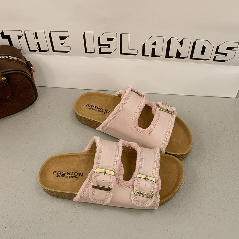 

2025 casual outer wear with skirt beach slippers women s one-word drag new soft-soled summer thick-soled cool slippers 35 розовый