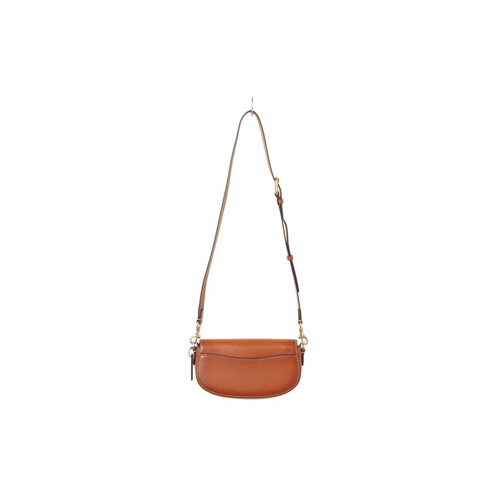 Coach Harley 23 Solid Color Flap Hardware Buckle Closure Leather Saddle Bag Women Handbags Brown CM702-B4BAR
