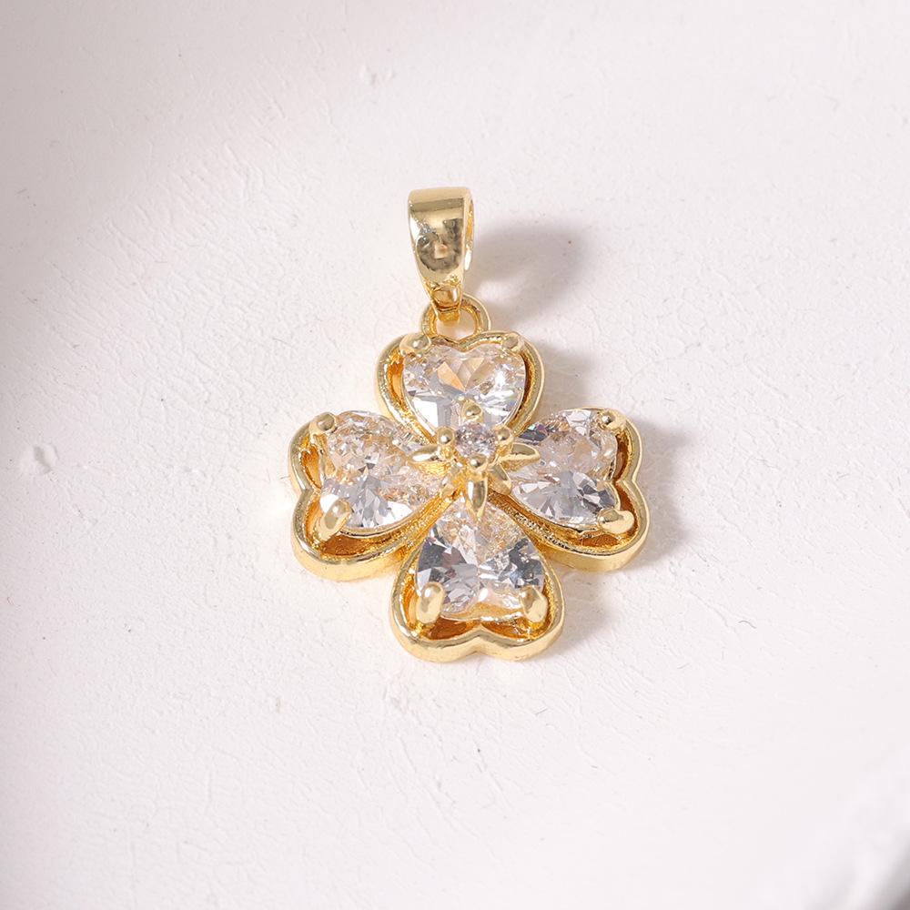 

Two-Color Heart & Flower Pendant for DIY Bracelets/Necklaces - Gold/Silver, Light Luxury, Versatile & Lucky Accessory.