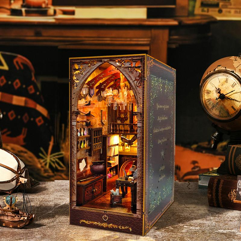 DIY Book Nook Wooden Miniature Model Kits Magic Academy Casa Bookend 3D Puzzle With Light Bookshelf for Friends Birthday Gifts