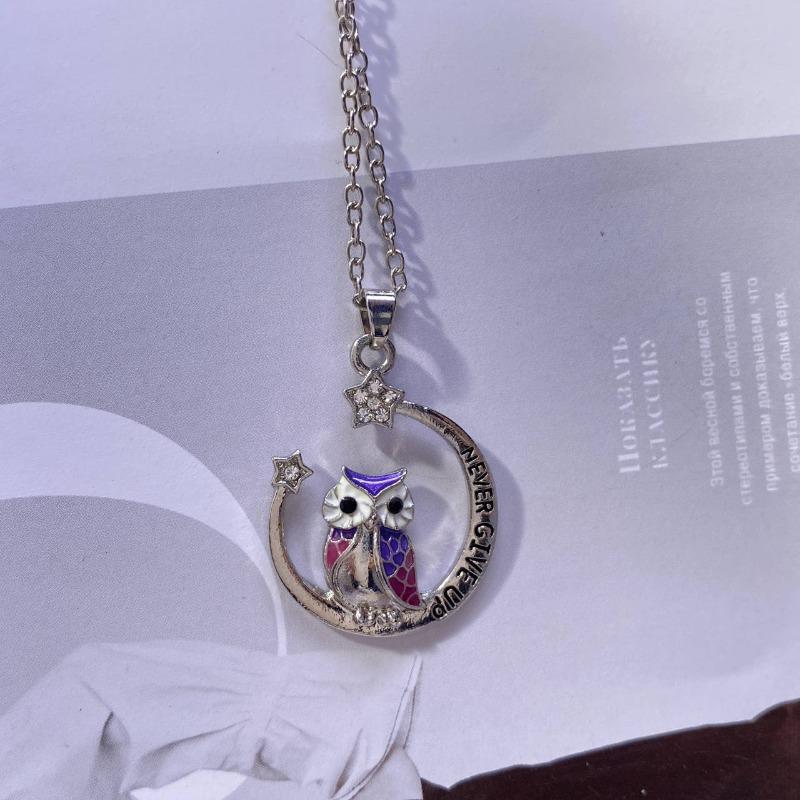 Kreativní stříbrný náhrdelník s přívěskem hvězda sova pro ženy Roztomilý zvířecí náhrdelník Speciální vánoční dárek