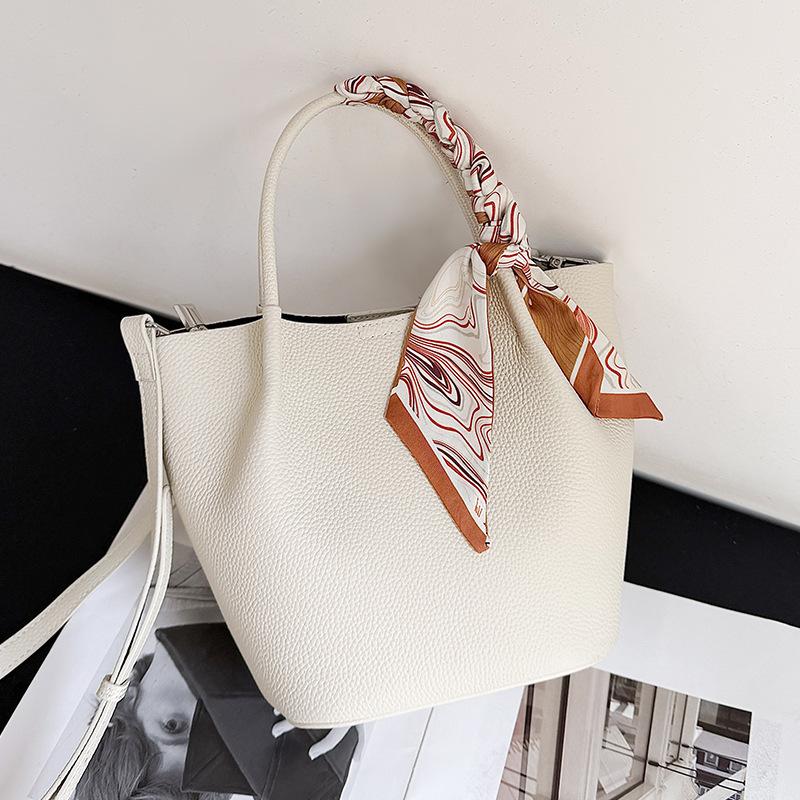 2025 New High-End Bucket Bag, Genuine Leather, Large Capacity, Women's Bag, Top Layer Cowhide, Commuting Basket Bag