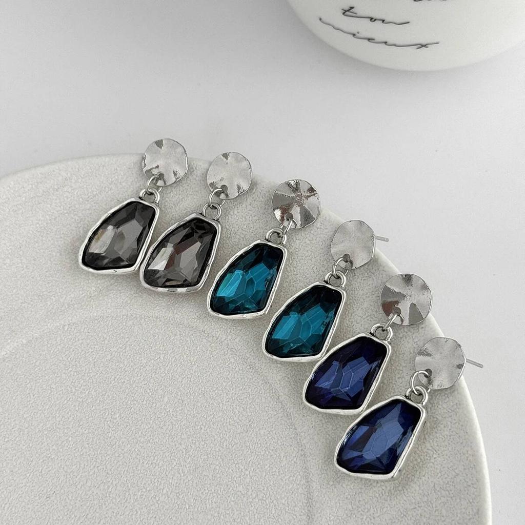 SHIXIN New Trendy Irregular Acrylic Rhinestone Pendant Earrings for Women Simple Geometric Hanging Drop Earrings Jewelry Gifts