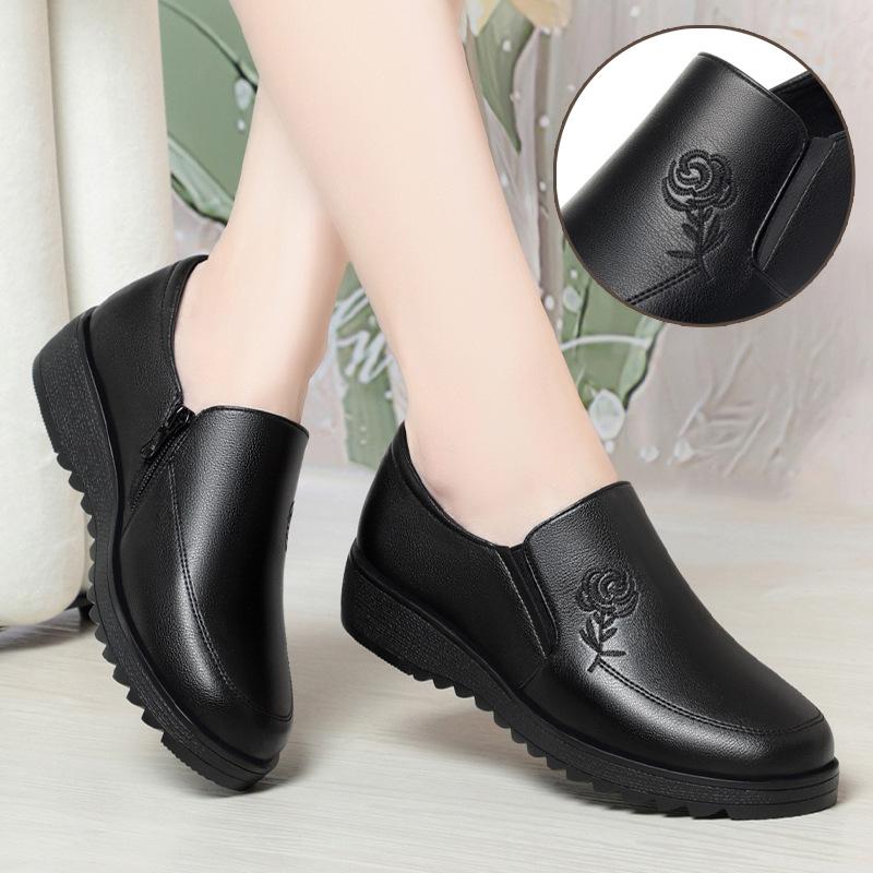 

Модные новые весенние туфли на мягкой подошве, черные кожаные туфли, нескользящие, легкие, повседневные, женские, удобные, рабочие туфли, кроссовки на плоской подошве 35(Foot22.5cm)