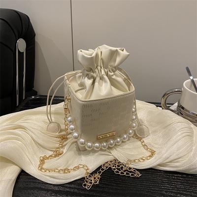 Premium Small Bag Women's New Pumping Belt Bucket Bag Women's Casual Chain Bag Beaded Shoulder Messenger Bag