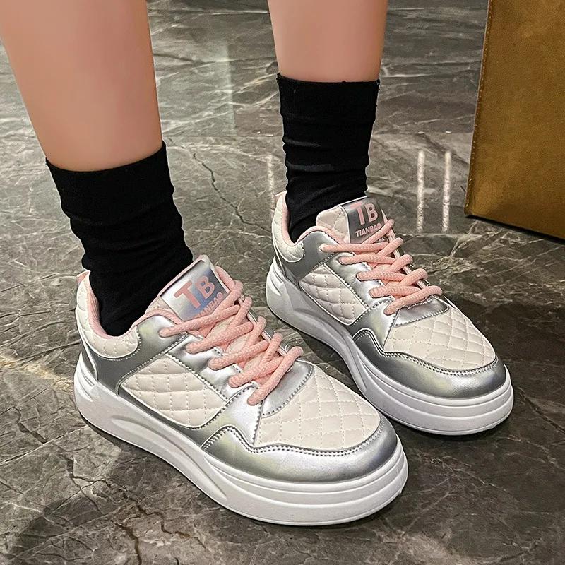 Women Fashion Sneakers Women Spring Autumn Comfortable Platform Shoes Women Design Lace-up Breathable Platform Casual Board Shoe