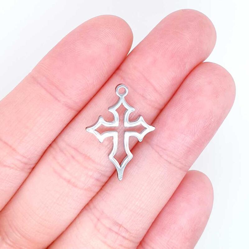 Surgical pointed line cross pendant accessory