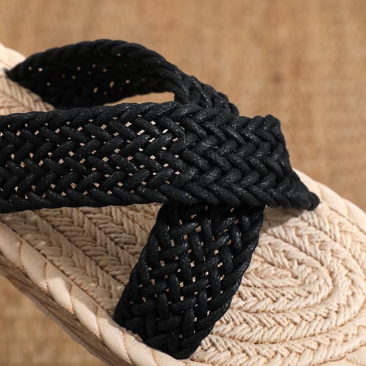Women's Trendy Fashion Cross Strap Beach Slippers - Casual Rubber Sole Sandals