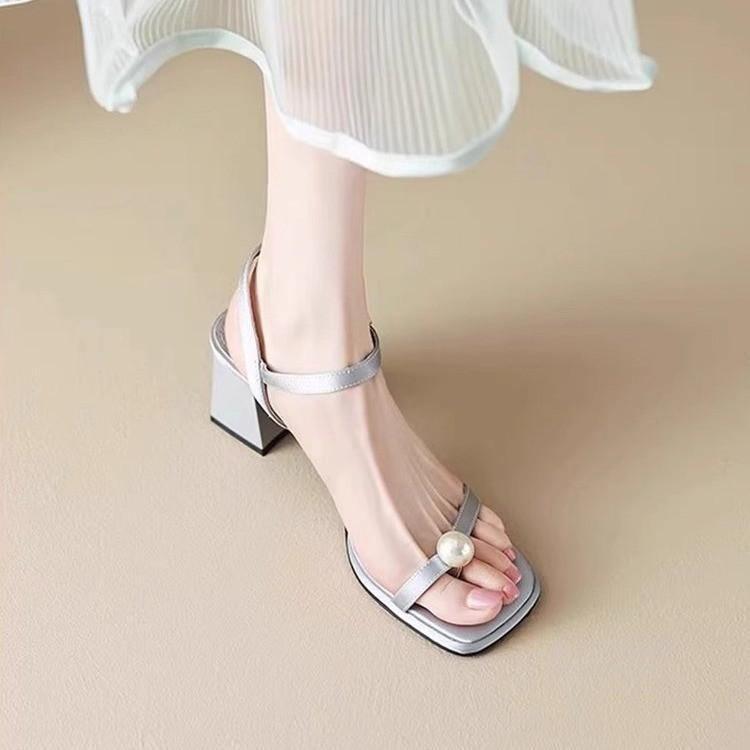 

2025 summer new high-end sense versatile temperament fairy with pearl toe high-heeled sandals woman 40