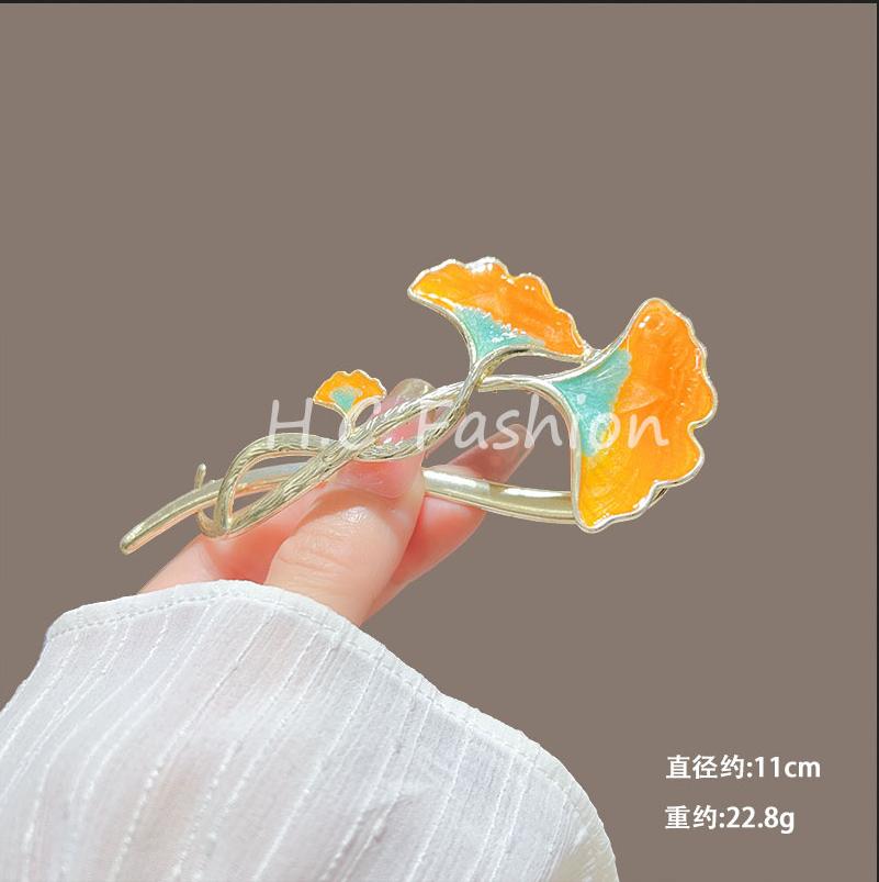 Elegant Alloy Butterfly Hair Clip with Tassels for Women Girls Fashion Hair Accessories Twisted Hairpin