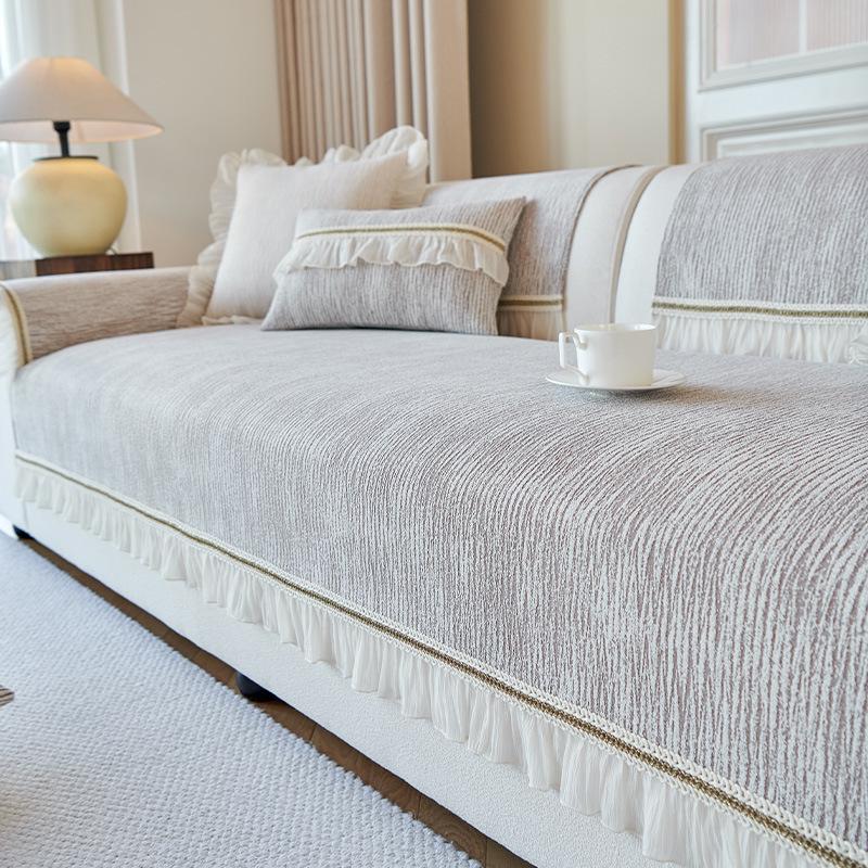 

French Cream Wind New Chenille Sofa Cushion Four Seasons Universal Non-Slip All-Inclusive Universal Protective Cover Seat Cushion 70*70cm