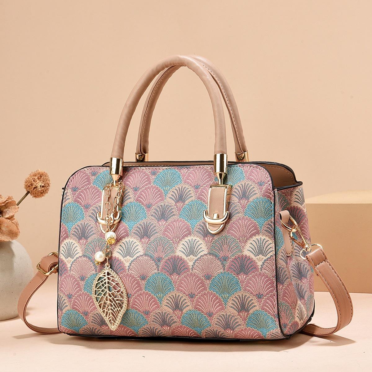 

Middle Aged Women s Bag, New Fashionable Women s Handbag, Korean Version, Simple Mother s Bag, Single Shoulder Crossbody Bag
