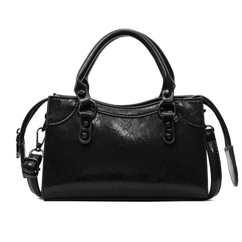 Premium handbag bag women's new oil wax leather locomotive bag pillow bag shoulder messenger bag