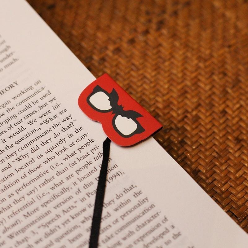 5Pcs Magnet Bookmark Cassette Tapes Book Mark Stationery Office School Supplies Random Delivery